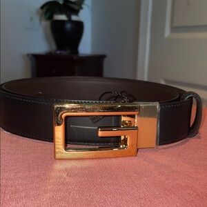 New Gucci Men's reversible belt